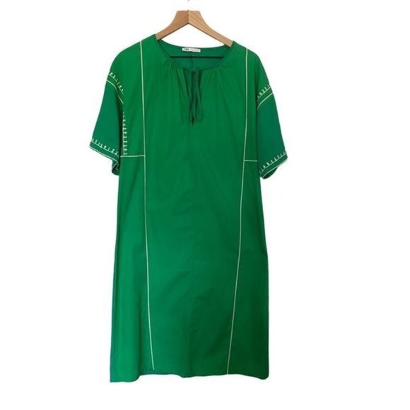 Zara Dresses Zara Medium Kelly Green Dress Short Sleeve Midi